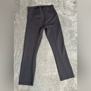 Lulu Lemon Cropped Black Leggings